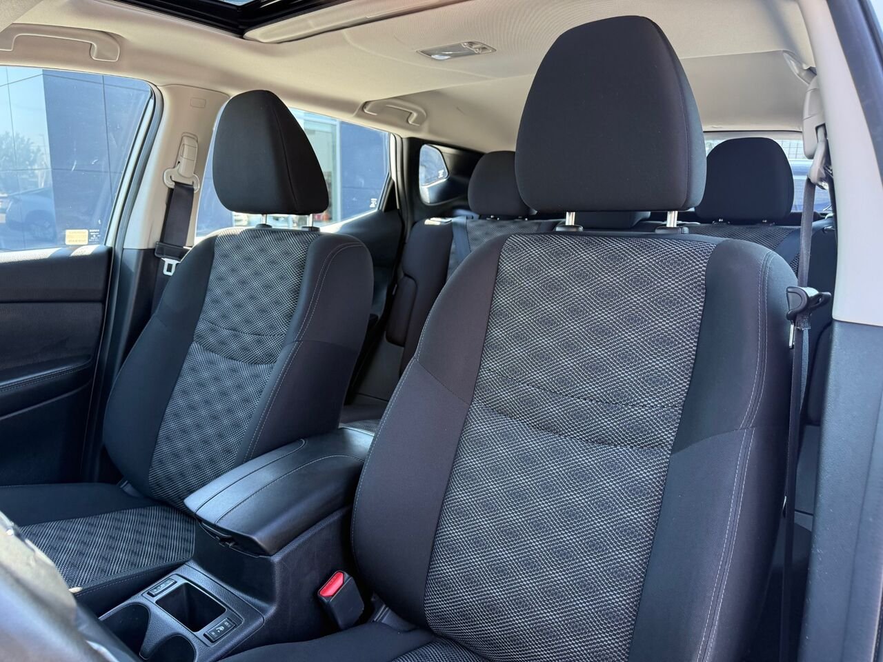 Nissan Qashqai SV AWD 2023 Blanc Châteauguay - photo #10