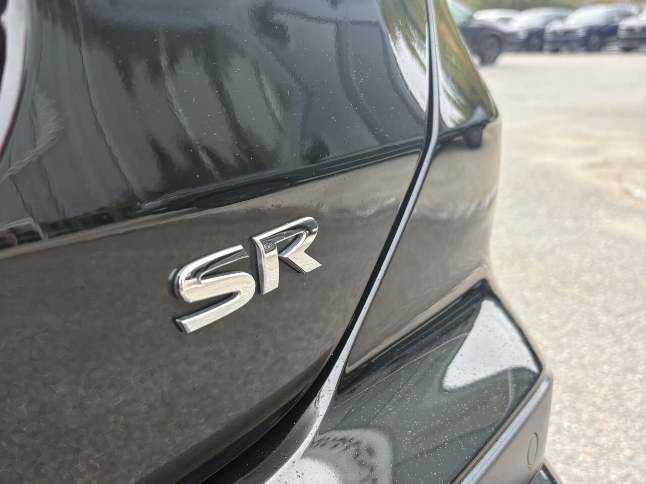 2024 Nissan Kicks SR Black Mont-Laurier - photo #6