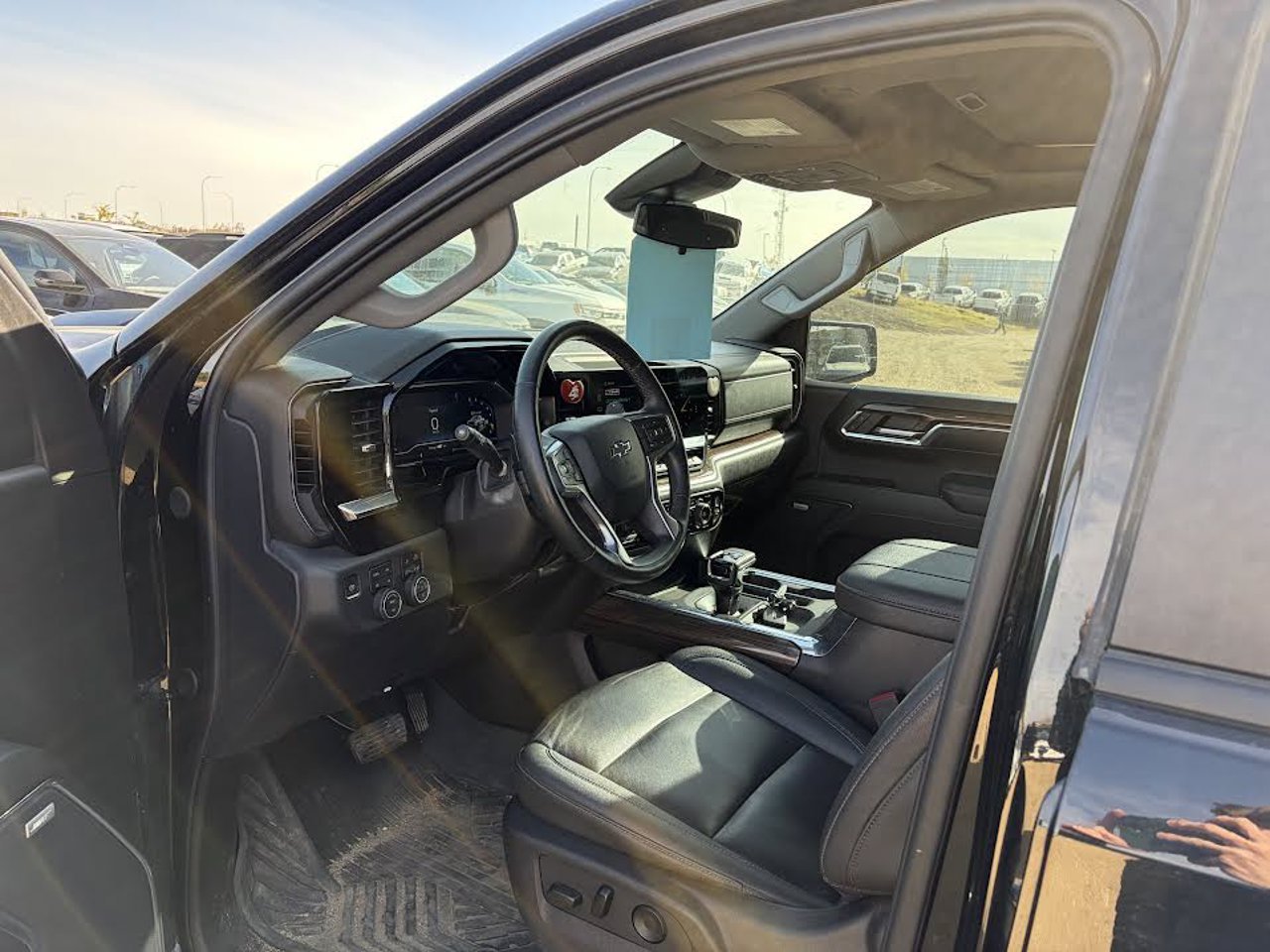 2024 Chevrolet Silverado 1500 4WD Crew Cab 147 LT Trail Boss Black Sherwood Park - photo #6