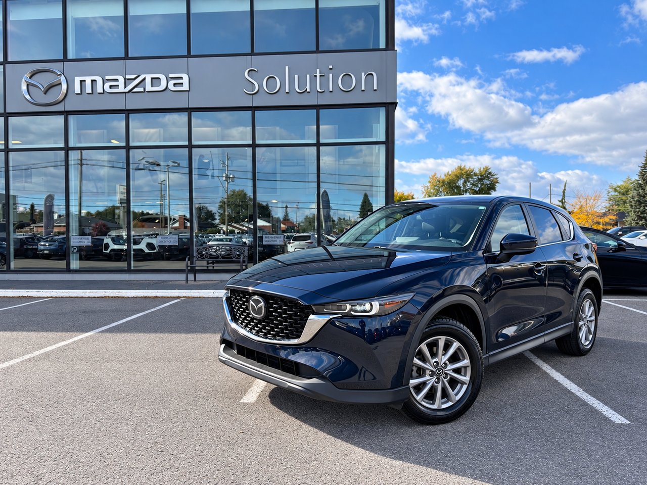 Mazda CX-5 JAMAIS ACCIDENTÉ / AWD (4X4) / APPLE CARPLAY ET ANDROID AUTO 2024 Bleu Châteauguay - photo #0