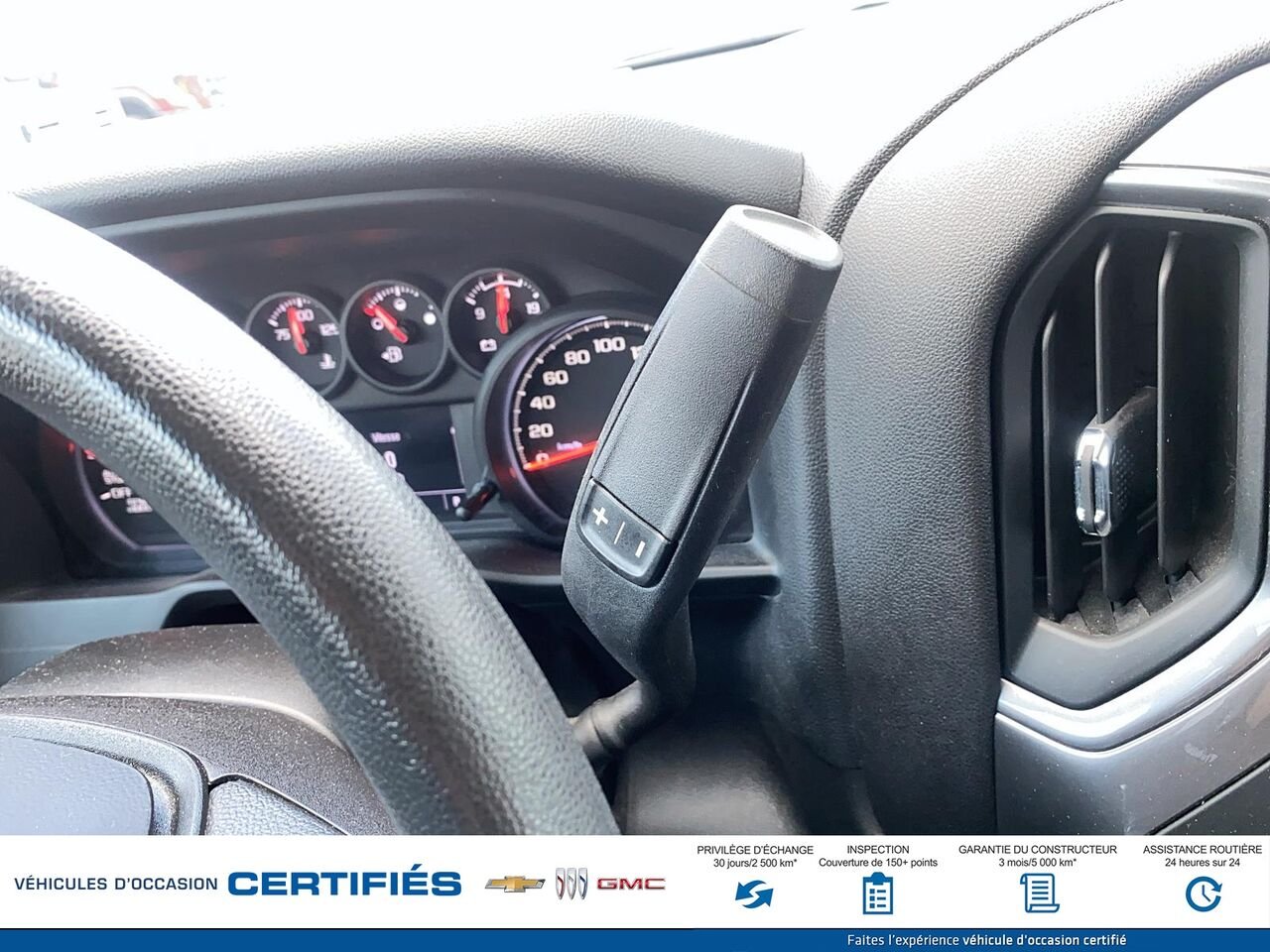 GMC SIERRA 150 Pro cabine multiplace 4RM 157 po 2024 Gris Montmagny - photo #13