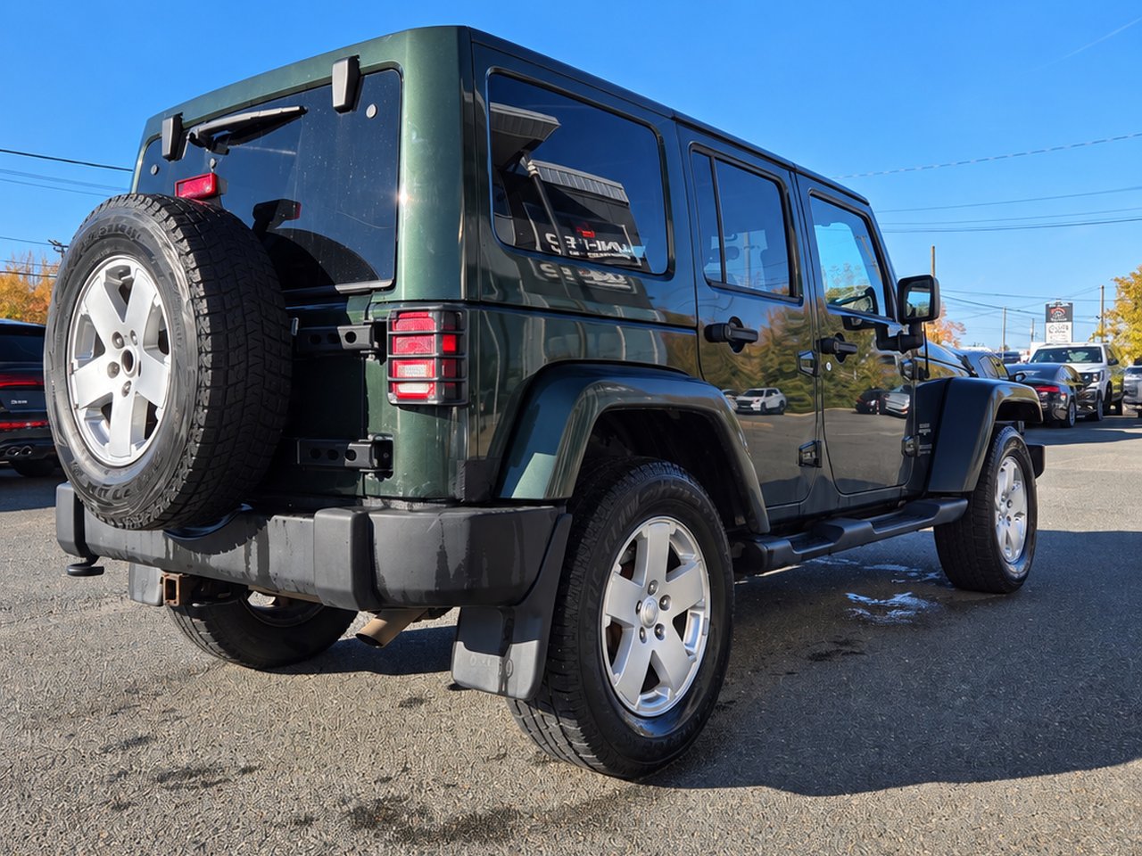 2011 Jeep Wrangler Unlimited Green Granby - photo #6