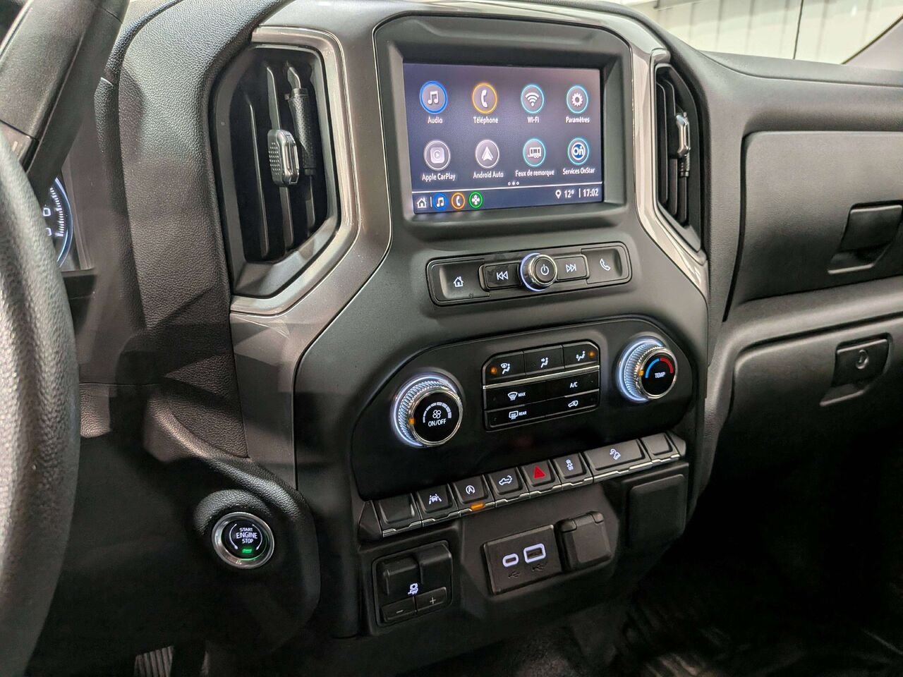 2024 GMC Sierra 1500 4WD Crew Cab 157" Pro Black Val-David - photo #26