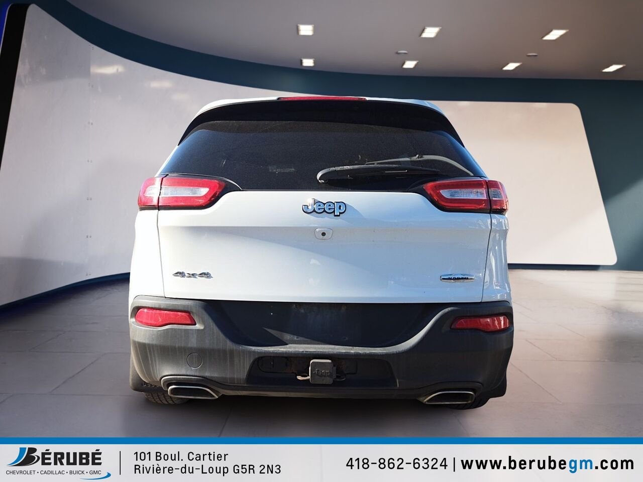 2015 Jeep CHEROKEE 4x4 North White Rivière-du-Loup - photo #4