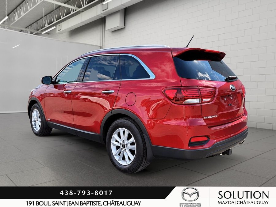 2019 Kia Sorento LX Red