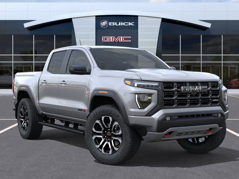 GMC Canyon AT4 cabine multiplace 4RM 2026 Argent métallisé Ottawa & Gatineau - photo #6