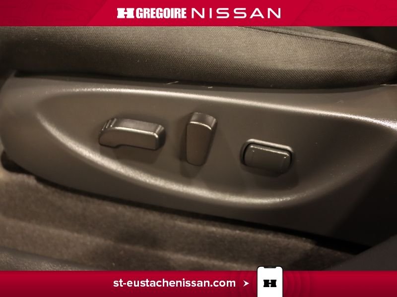 2023 Nissan Leaf Red Laval - photo #28