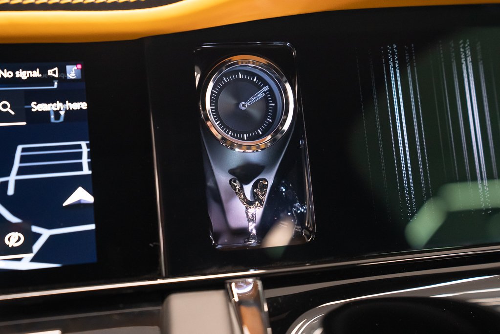 2025 Rolls-Royce Cullinan Black Saint-Eustache - photo #12