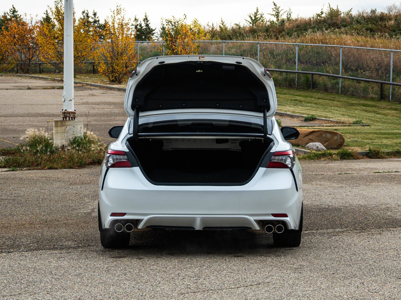 2021 Toyota Camry XSE Auto Wind Chill w/Black Roof Sherwood Park - photo #15