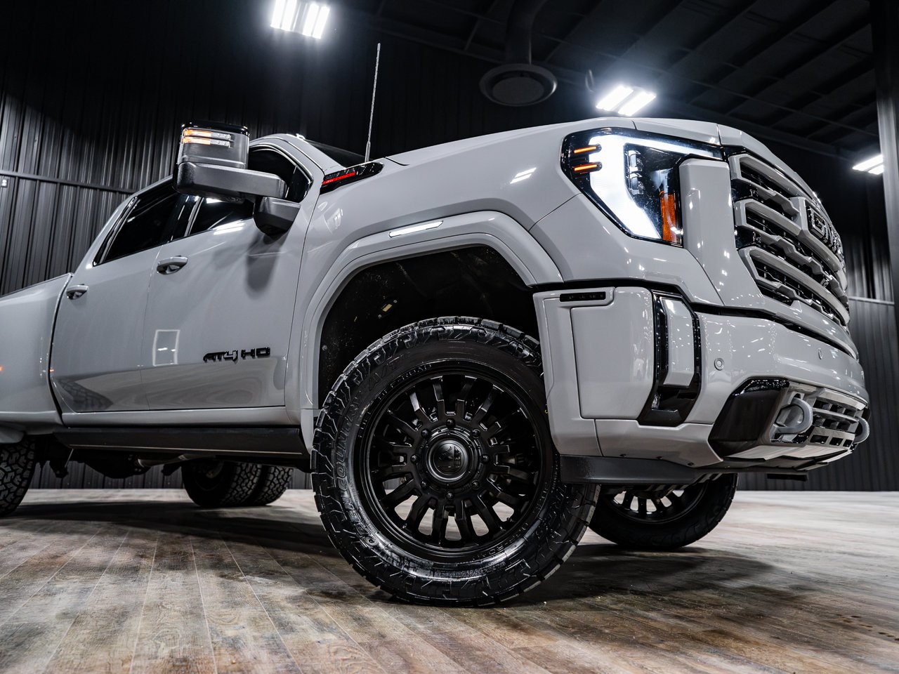 2024 GMC Sierra 2500HD 4WD Crew Cab 159 AT4 Grey Sherwood Park - photo #6