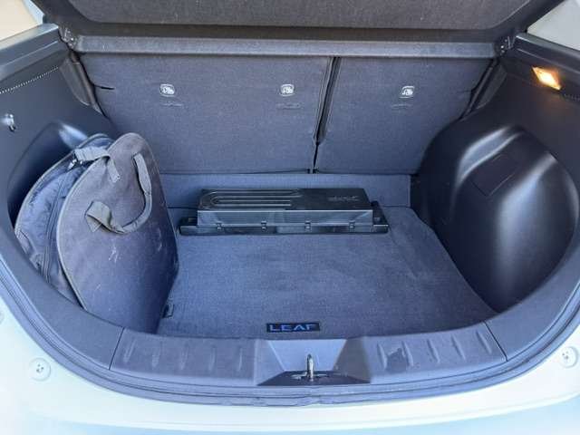 Nissan Leaf 2023 Blanc Saint-Basile-le-Grand - photo #22