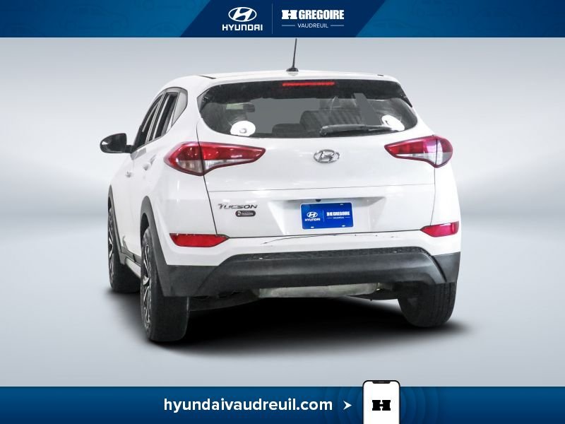 2016 Hyundai Tucson White Laval - photo #10
