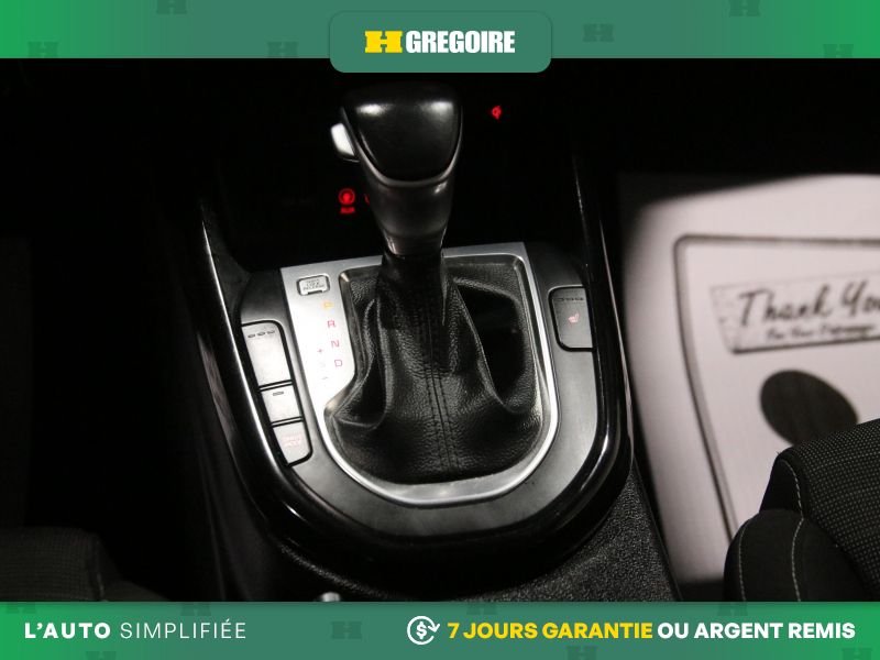 Kia Forte 822316 | EX AUTO AC GR ELECT MAGS CAM RECUL BLEUTOOTH 2021 Argent Laval - photo #24