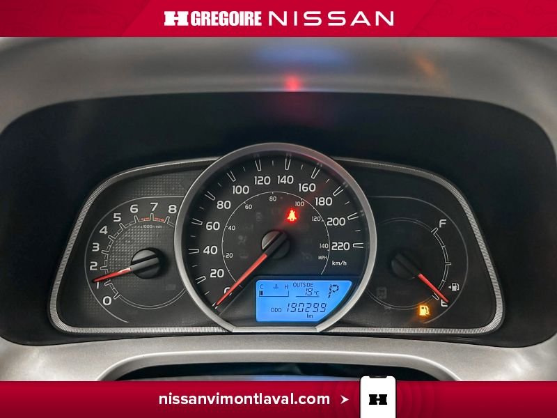 2015 Toyota Rav 4 Grey Laval - photo #23