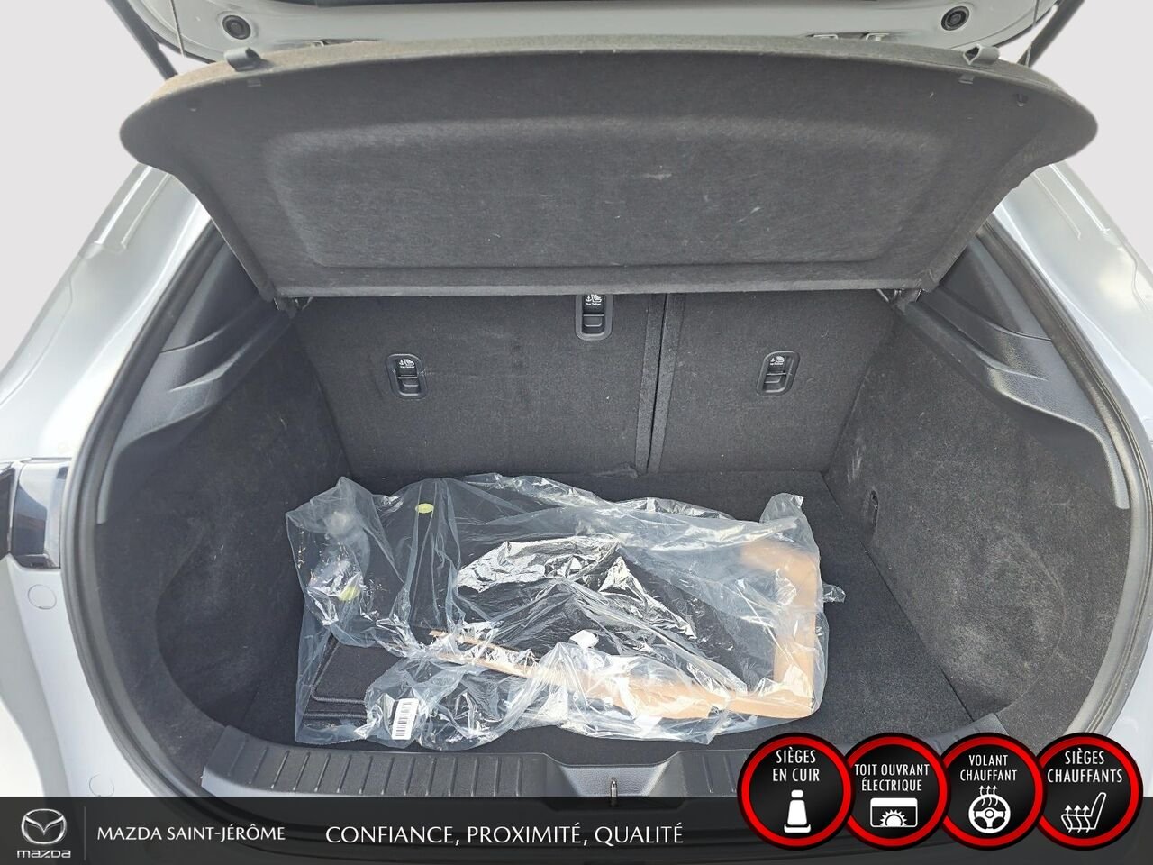 Mazda CX-30 GS LUXURY | 1 PROPRIÉTAIRE | JAMAIS ACCIDENTÉ | CUIR | TOIT OUVRANT | AWD 2025 Blanc Saint-Jérôme - photo #22