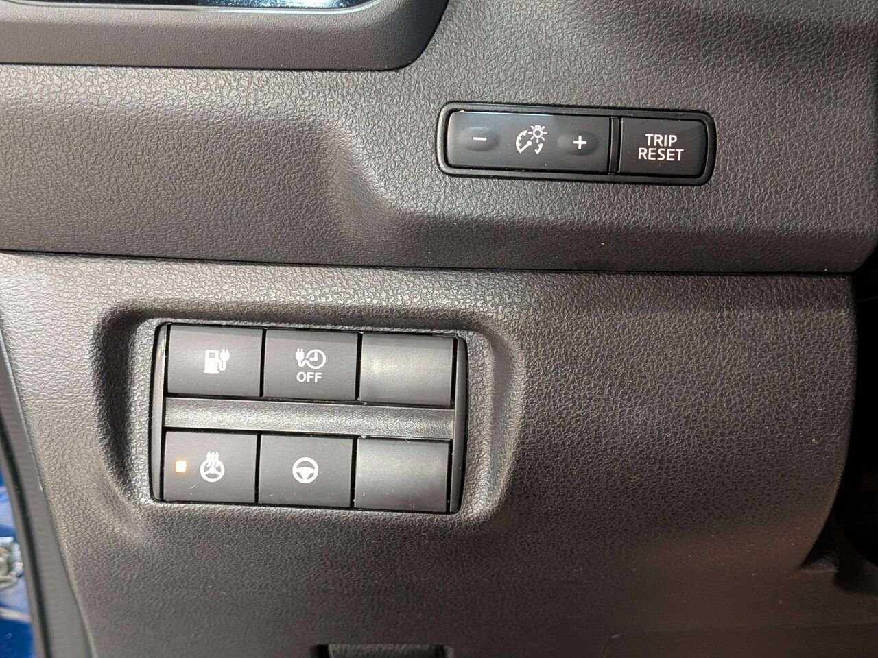 2024 Nissan LEAF SV PLUS Hatchback Blue Val-David - photo #32