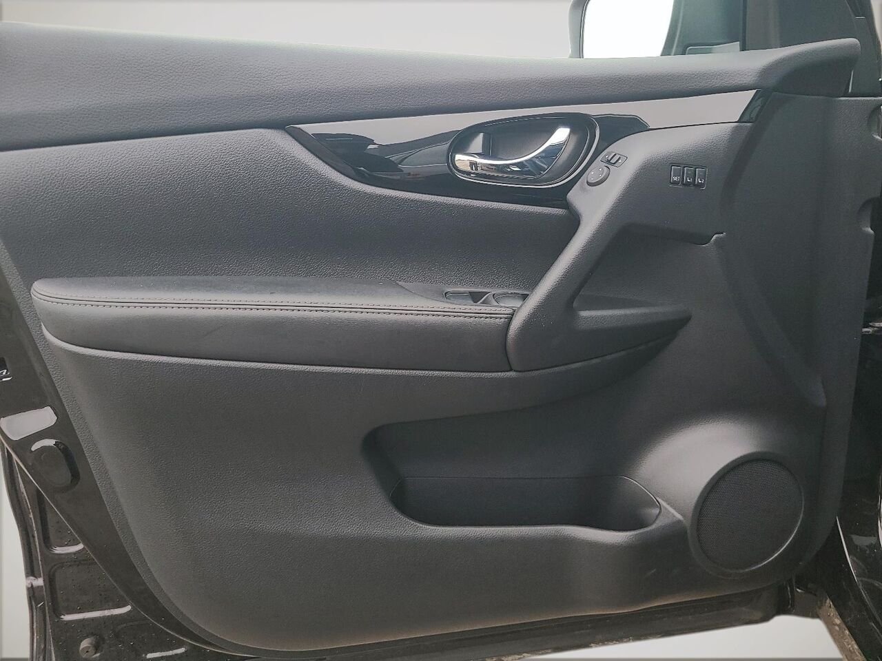 2023 Nissan Qashqai SL TRACTION INTEGRALE Black Québec - photo #10