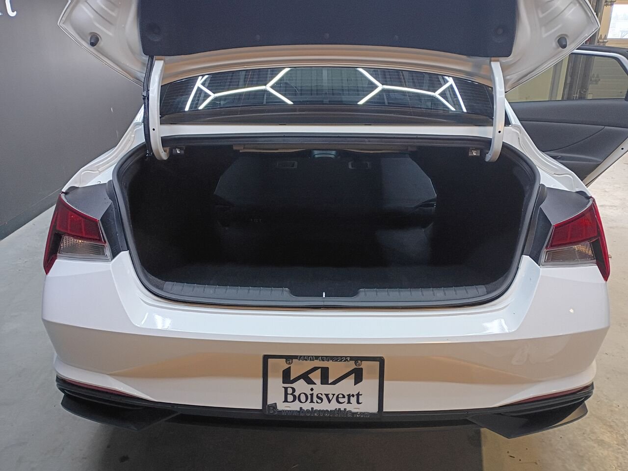 2021 Hyundai Elantra White Blainville - photo #11