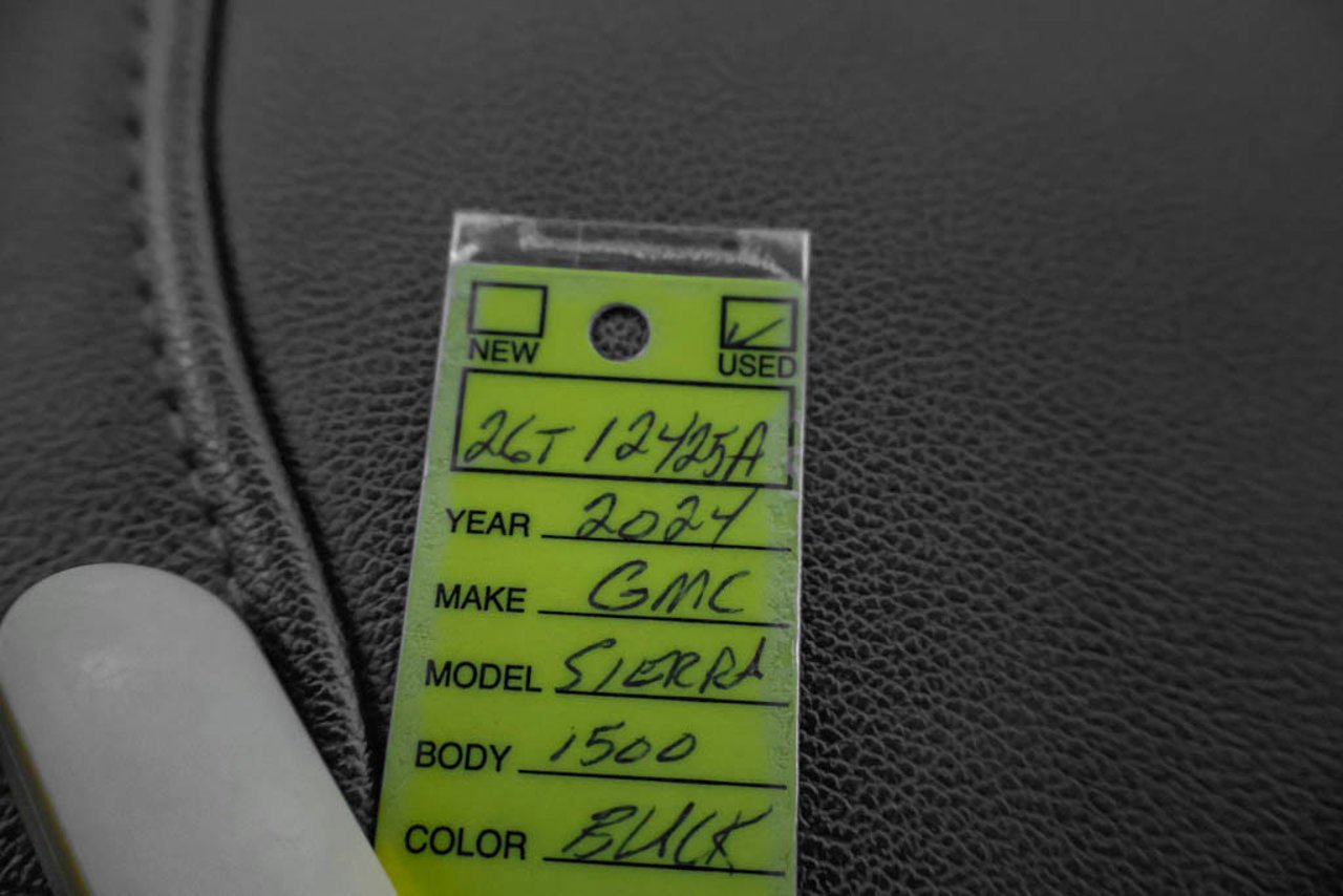 2024 GMC Sierra 1500 4WD Crew Cab 147 Elevation Black Sherwood Park - photo #33