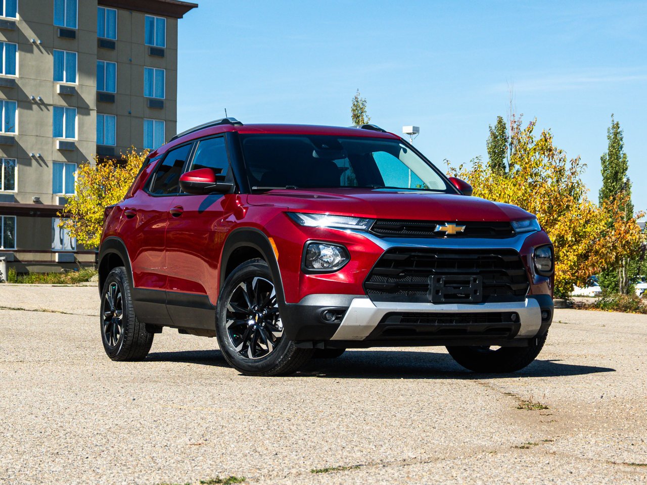 2021 Chevrolet Trailblazer FWD 4dr LT Red Sherwood Park - photo #1