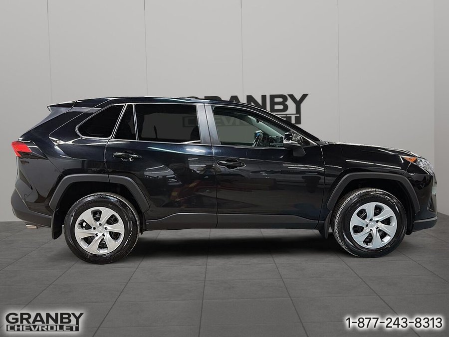2022 Toyota RAV4 2022 Beige