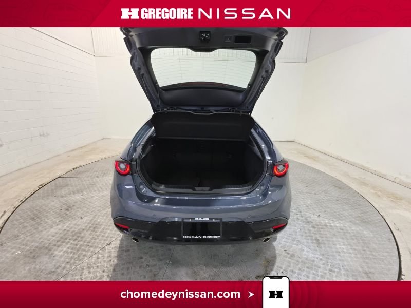 Mazda 3 CH7343 | GT * AWD * Mag * Toit * Cuir * Carplay 2023 Gris Laval - photo #29