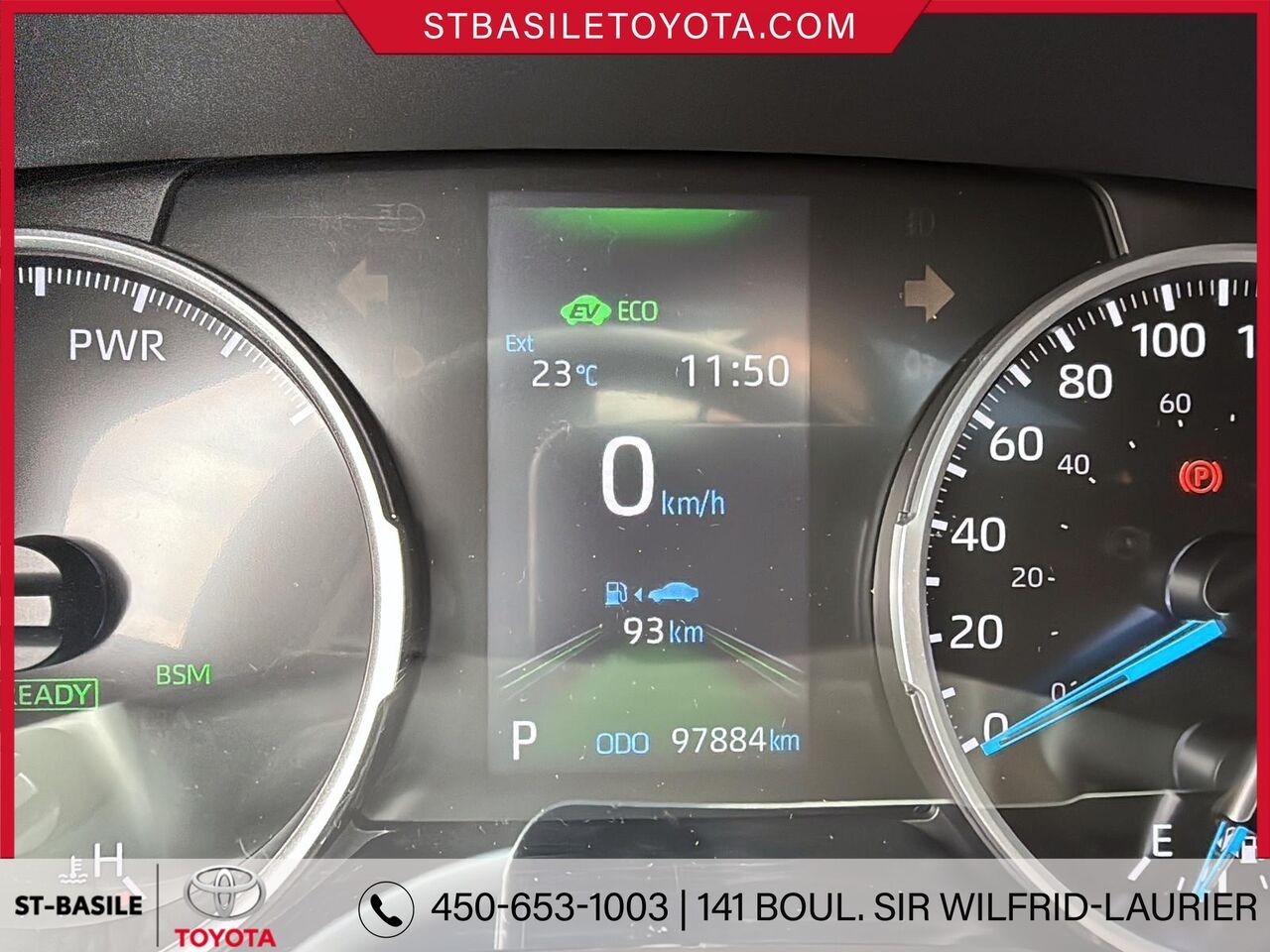 TOYOTA RAV4 Hybride 2022 Noir minuit métallisé Saint-Basile-le-Grand - photo #15