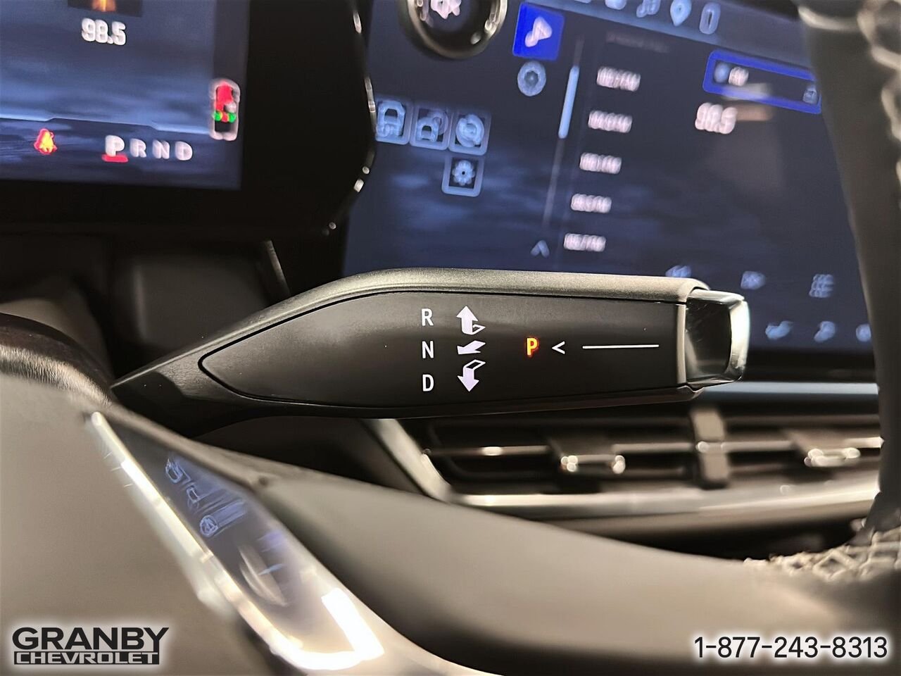 2025 Chevrolet Equinox EV 4 portes - LT | 26-0970A White Granby - photo #17