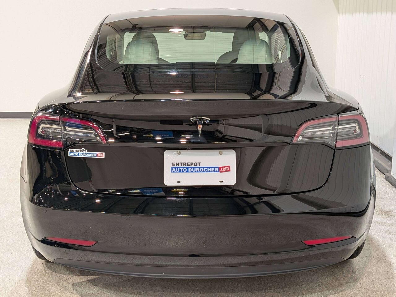 2022 Tesla Model 3 Standard Range RWD *Ltd Avail* Black Val-David - photo #5