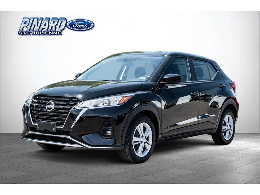 2025 Nissan Kicks Play 2025 Silver