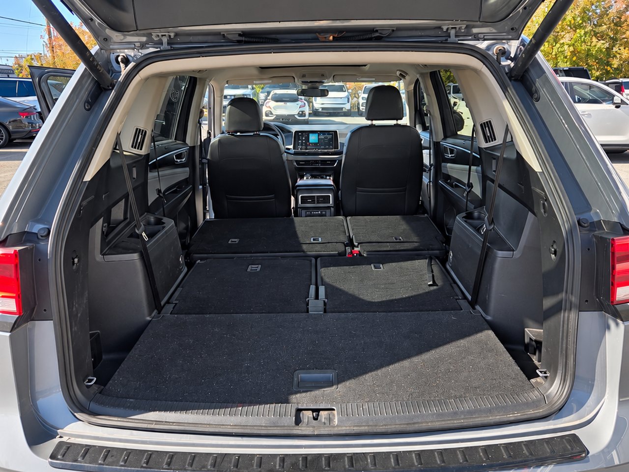 Volkswagen Atlas Peak Edition 2024 Gris Granby - photo #14
