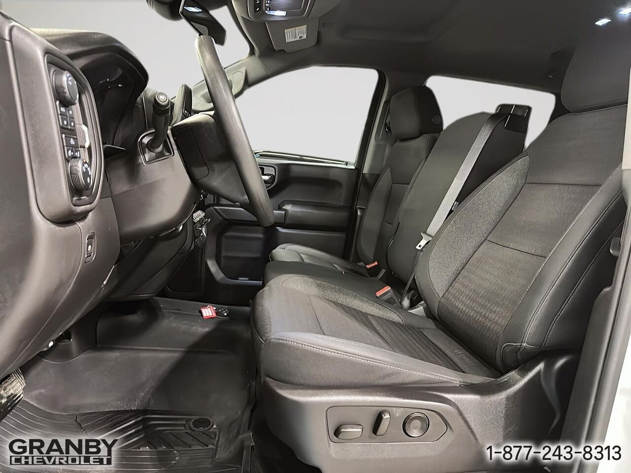 Chevrolet Silverado 1500 Custom Trail Boss Boite 6,6 V8 | G3711 2024 Blanc Granby - photo #10