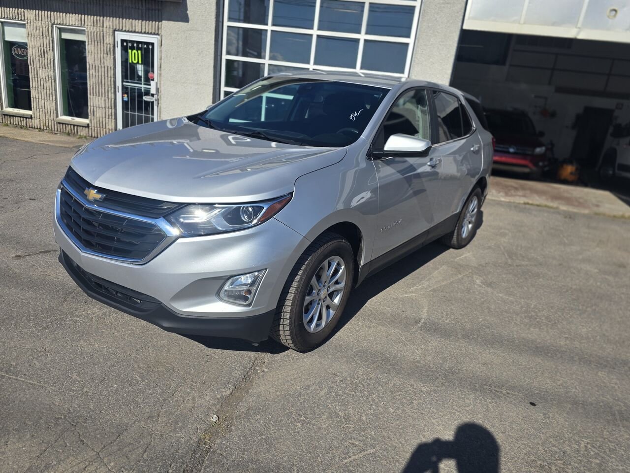 2021 Chevrolet Equinox Grey  - photo #0