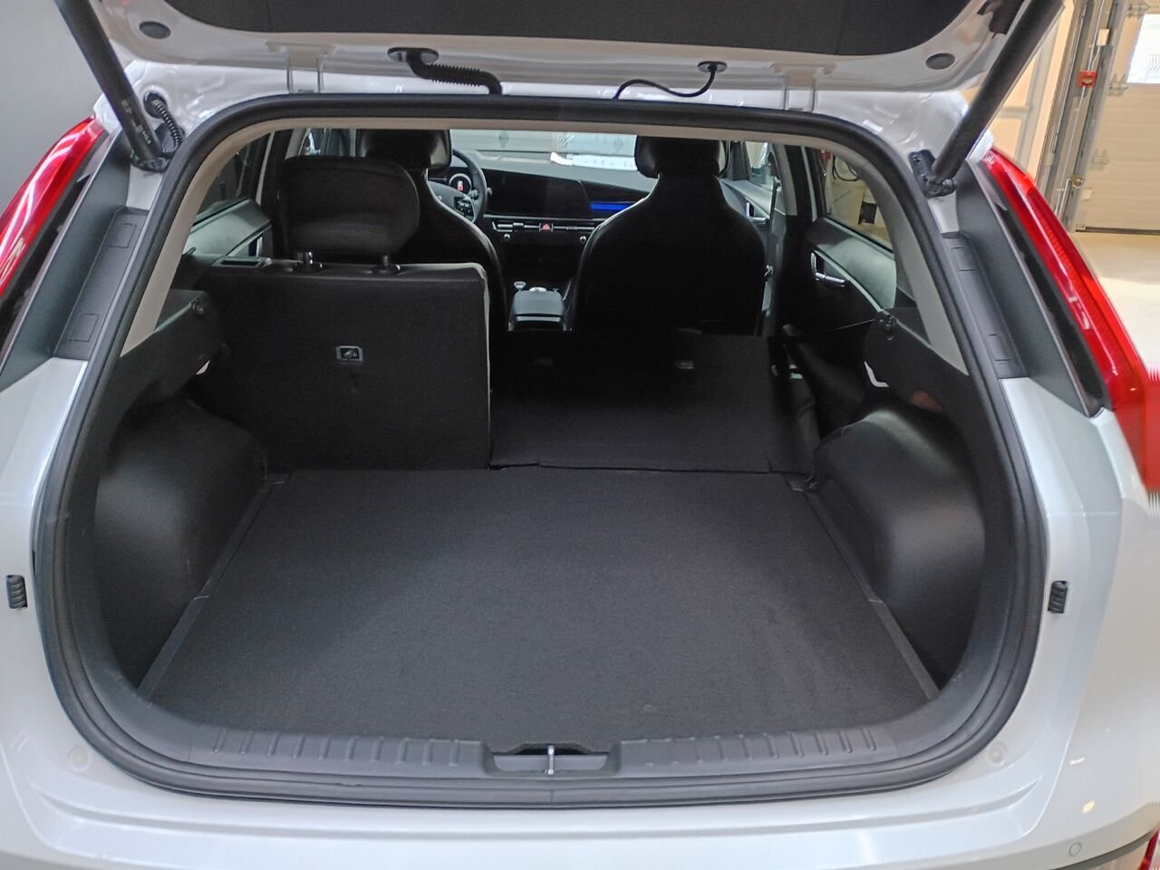 2023 Kia Niro électrique White Blainville - photo #14