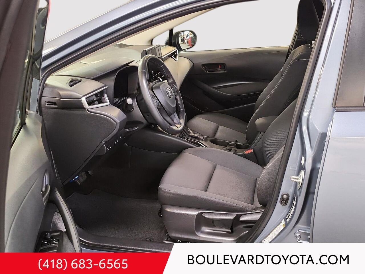 2024 Toyota Corolla Hybrid 100504A-24 | LE, AWD Silver Québec - photo #7