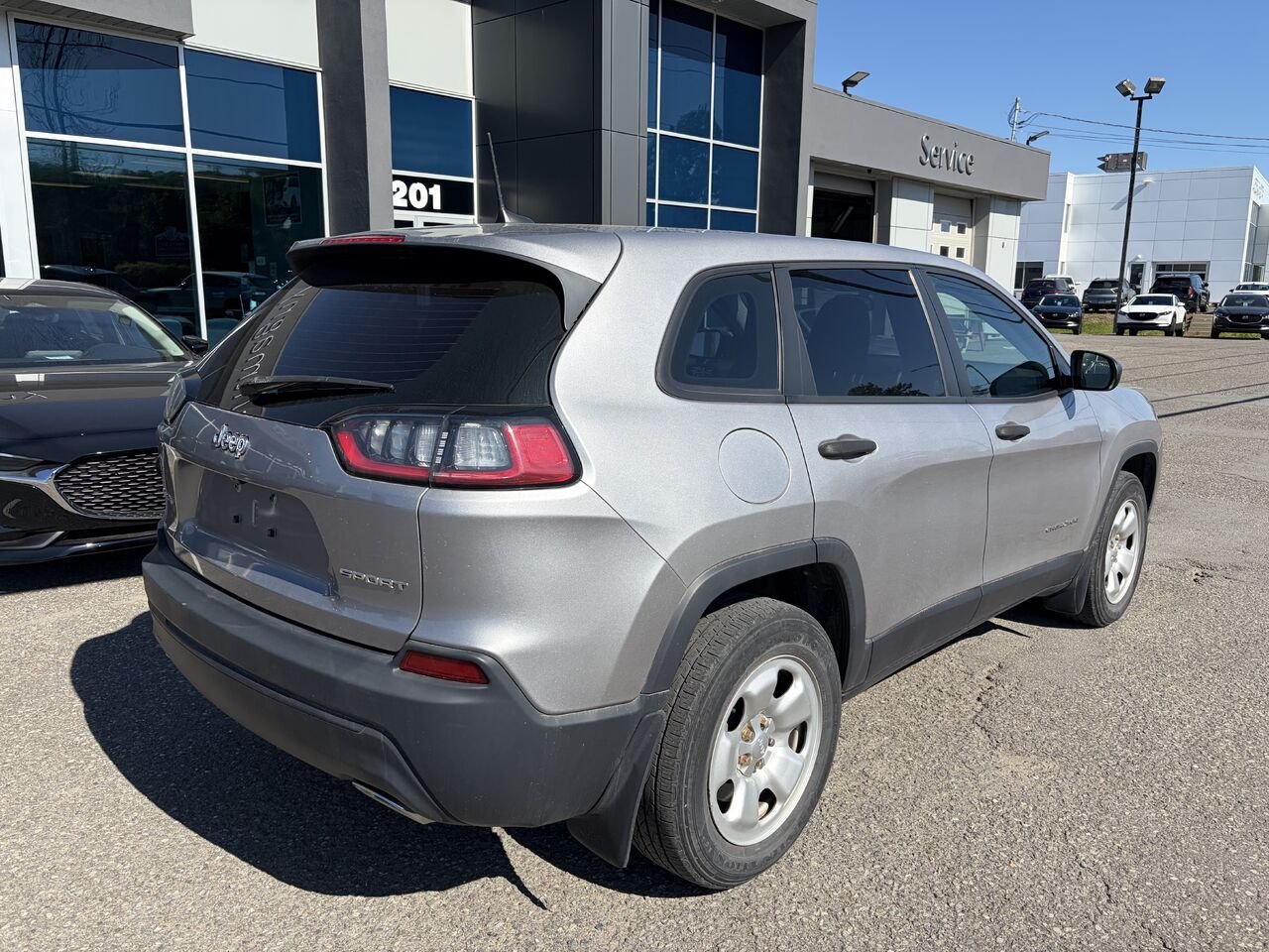 2019 Jeep Cherokee Sport 4x4 Silver Montmagny - photo #4