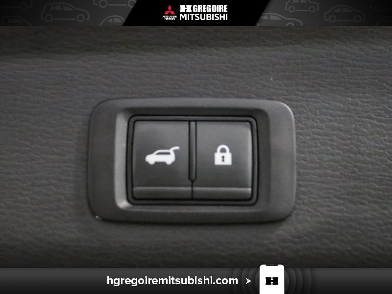 Mitsubishi Outlander PHEV 2024 Noir Laval - photo #37