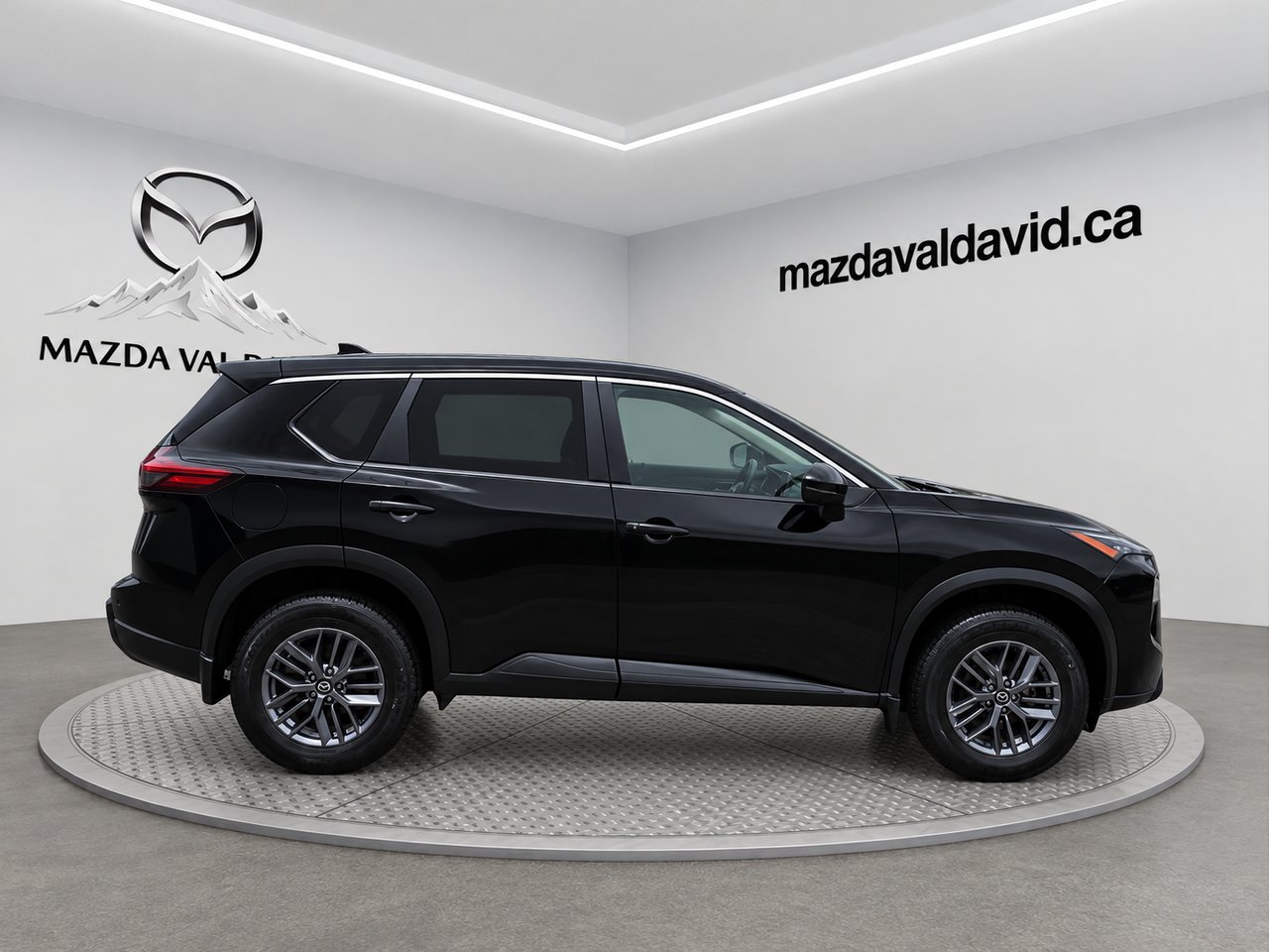 2024 Nissan Rogue S Black Val-David - photo #6