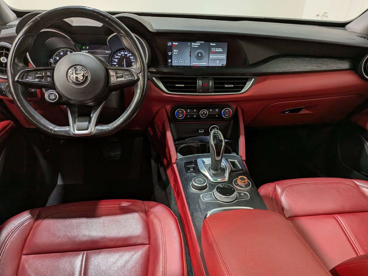 2020 Alfa Romeo Stelvio AWD Black Val-David - photo #30