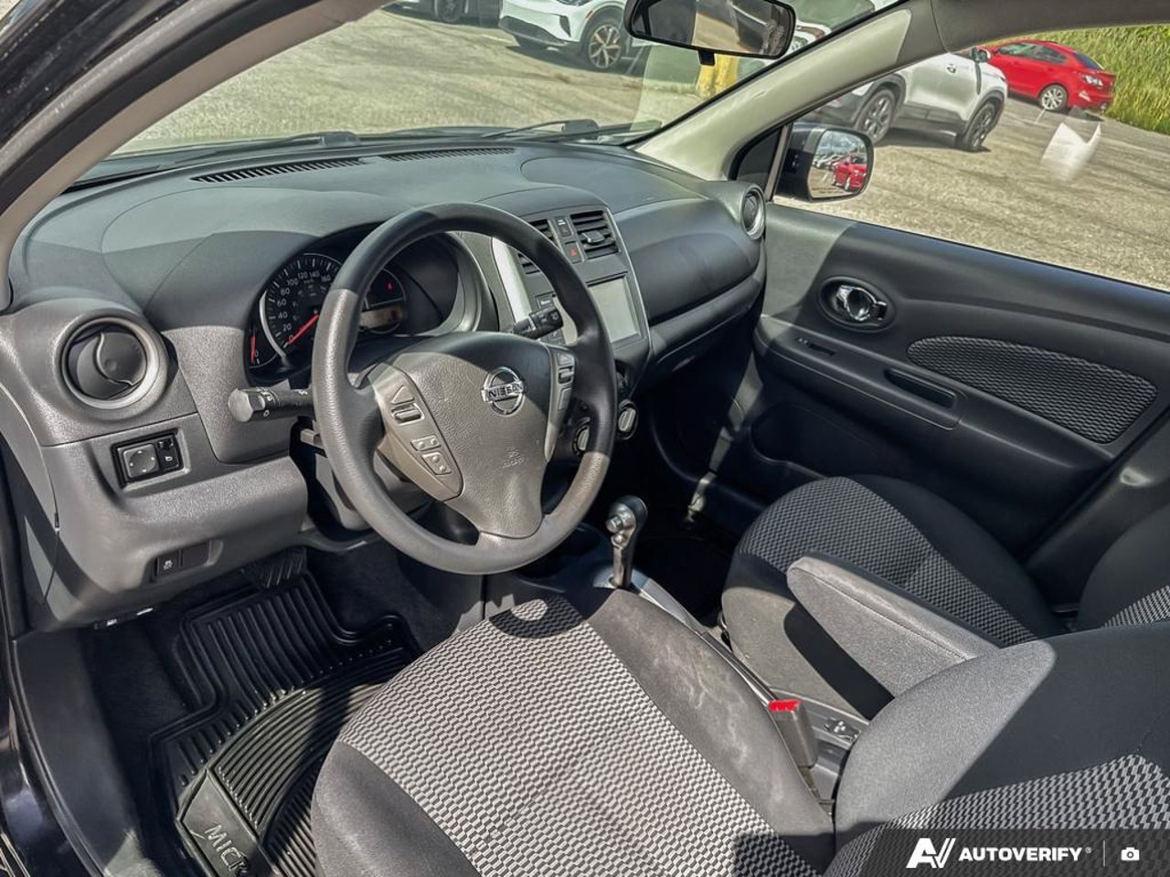 2019 Nissan Micra 3N1CK3CP2KL222825 Black Mirabel - photo #15