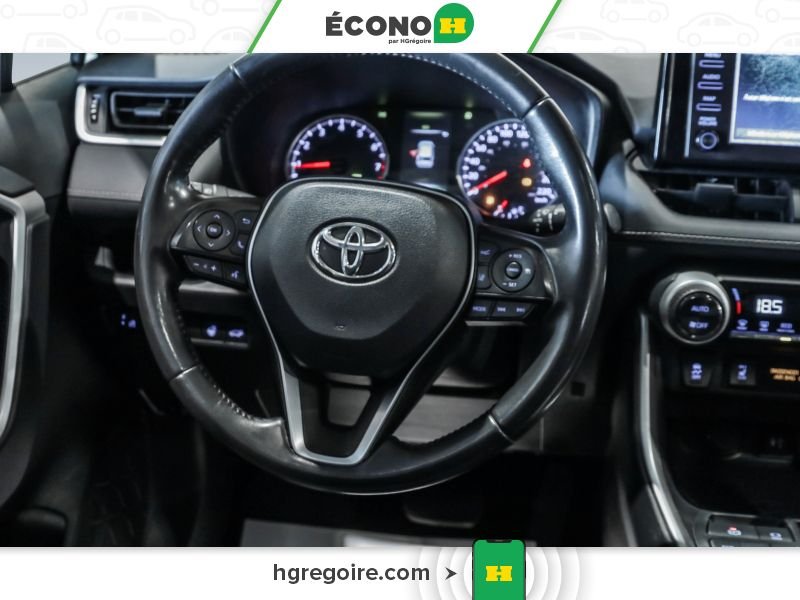2019 Toyota Rav 4 White Blainville - photo #14