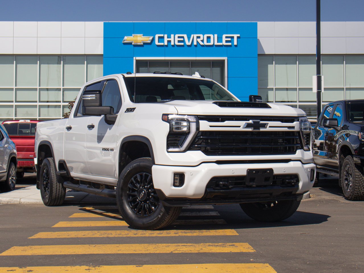 2024 Chevrolet Silverado 2500HD 4WD Crew Cab 159 LTZ White Sherwood Park - photo #1
