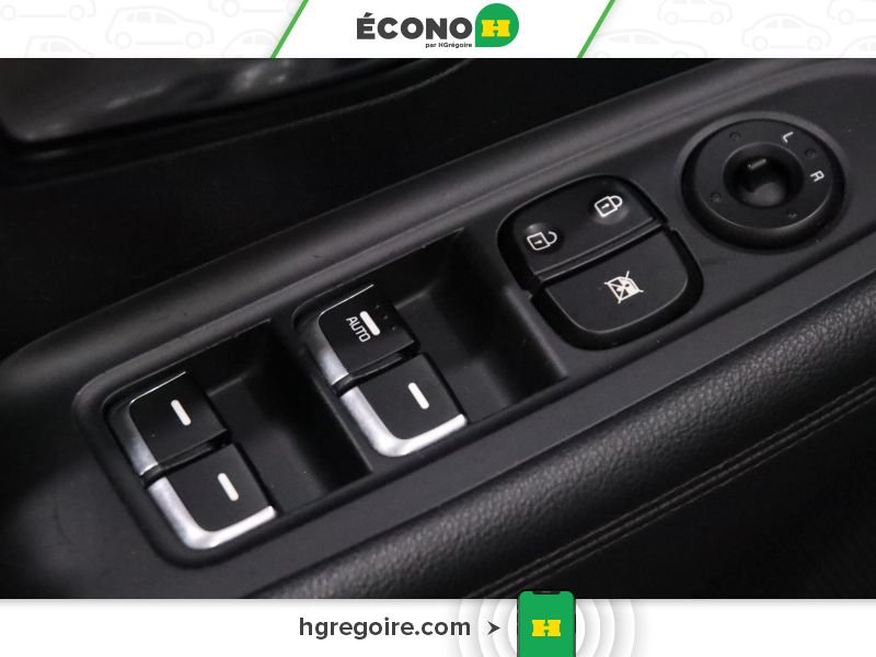 2015 Kia Rondo Grey Saint-Eustache - photo #9