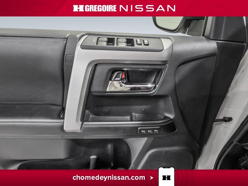 2018 Toyota 4Runner White Blainville - photo #12