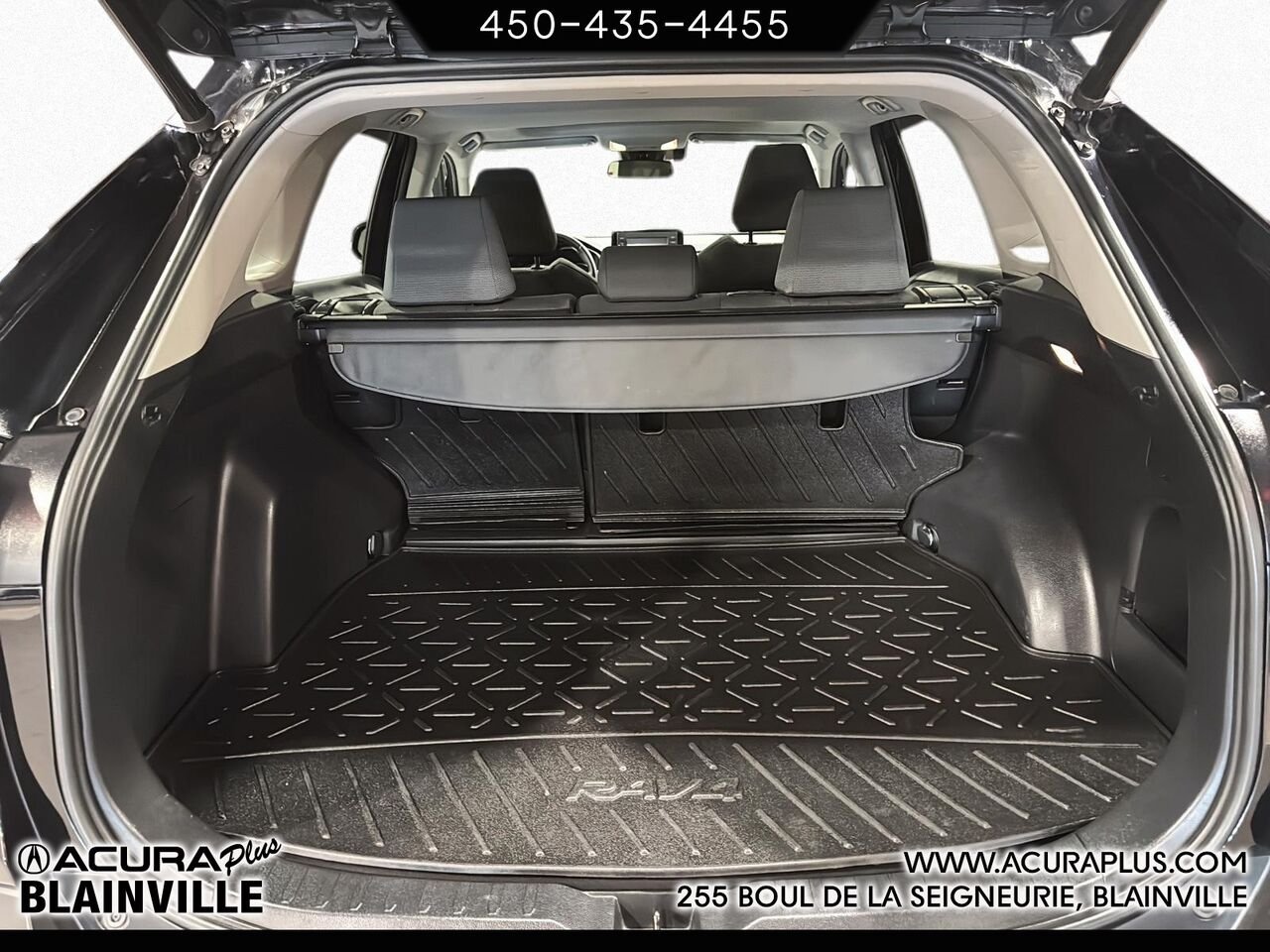 2021 Toyota RAV4 Black Blainville - photo #5