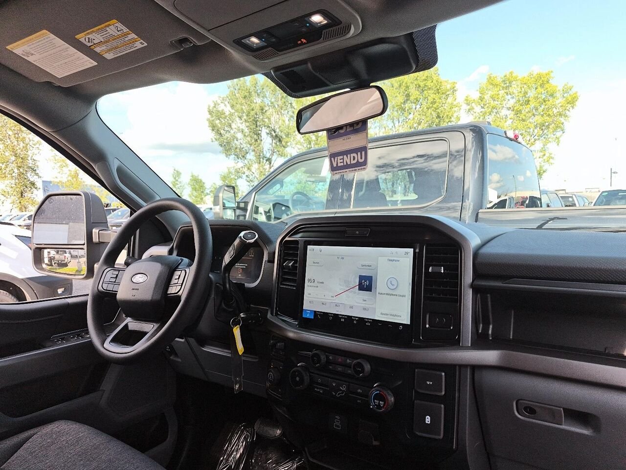 2026 Ford F-150 Oxford White Saint-Jérôme - photo #6