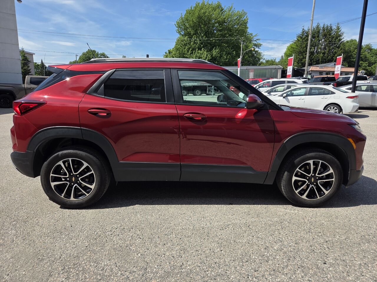 2025 CHEVROLET TRAILBLAZER Red Mont-Laurier - photo #3