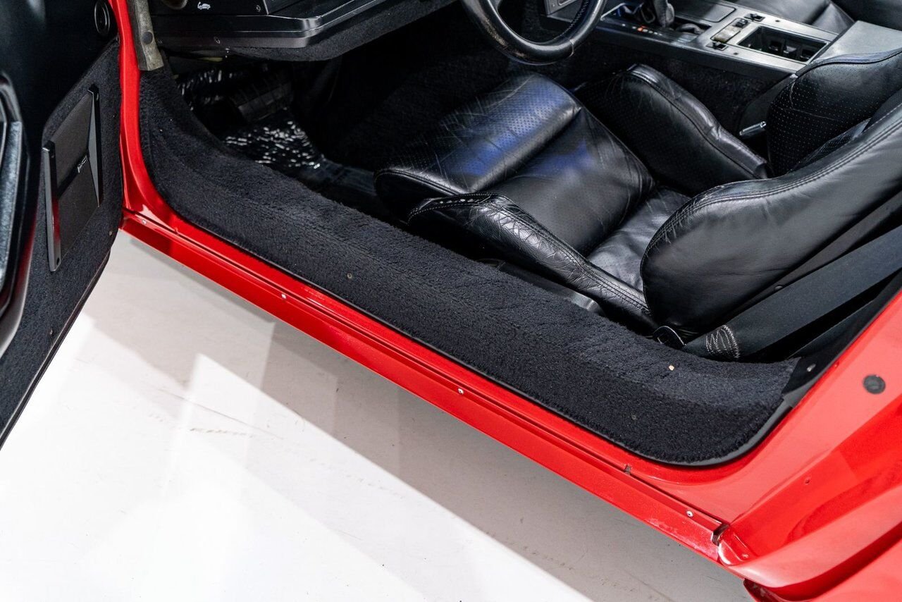 Chevrolet Corvette *PRIX EN USD* Callaway Turbo #123/400 built 1988 Rouge Montréal - photo #85