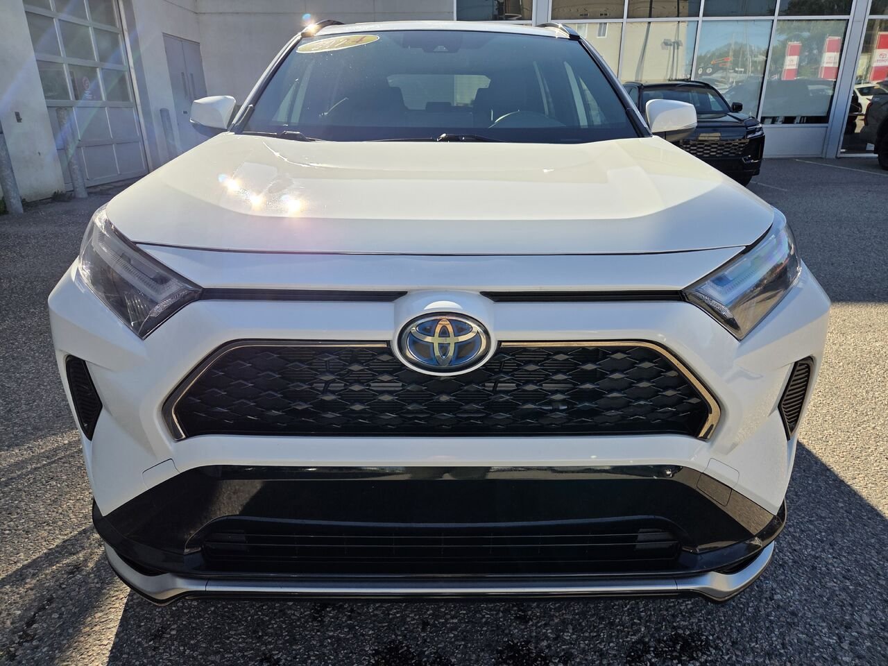 2024 Toyota RAV4 PRIME SE White Mont-Laurier - photo #1