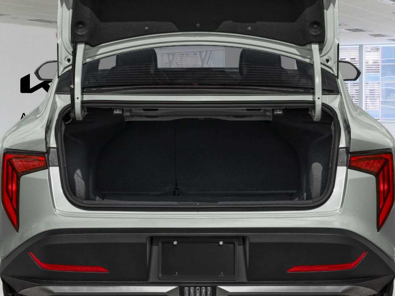 2026 Kia K4 Snow White Pearl Nantes - photo #6